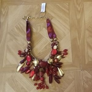 Women's necklace
